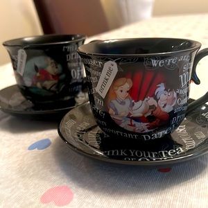 💙🐇Disney ALICE IN WONDERLAND Tea Set 🐇💙